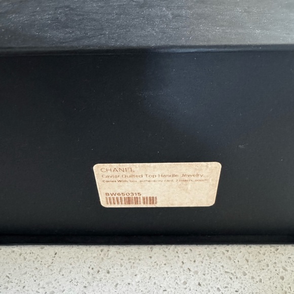 Chanel Elegant Black Magnetic Storage Box - Picture 3 of 4